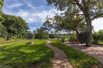 1354 Rordon Ave in Naples, FL - Building Photo - Building Photo