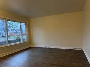 17422 Keppen Ave in Allen Park, MI - Building Photo - Building Photo