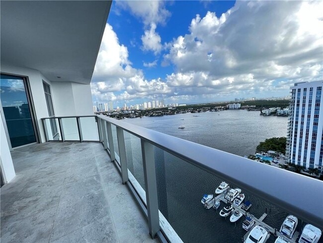 property at 17301 Biscayne Blvd