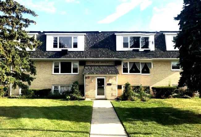 property at 9709 W Lorraine Dr