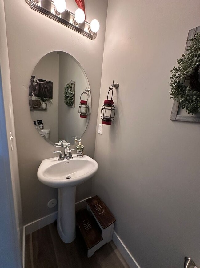 1580 S Topaz Dr in Cedar City, UT - Building Photo - Building Photo