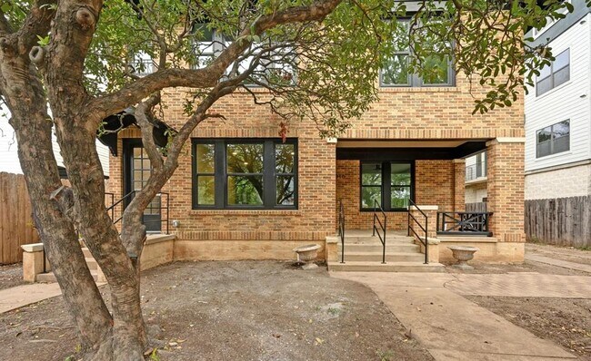 1006 1/2 W 22nd St in Austin, TX - Building Photo - Building Photo