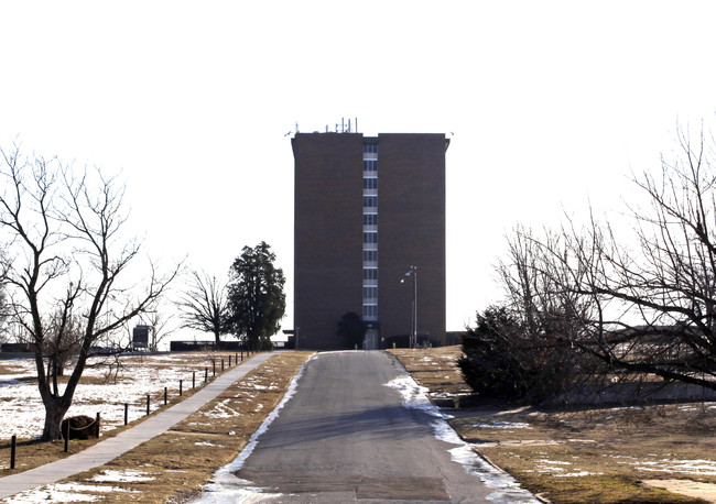 Pioneer Plaza in Tulsa, OK - Building Photo - Building Photo