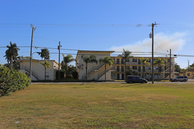 The Rose in Pahokee, FL - Building Photo - Building Photo