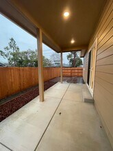 410 4th St in Phoenix, OR - Foto de edificio - Building Photo