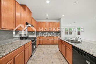 3901 Legend Hill in New Braunfels, TX - Building Photo - Building Photo