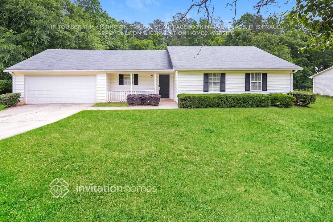 105 Myrtle Grove Ln in Covington, GA - Building Photo