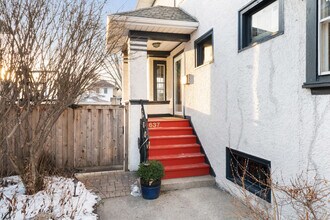 637 S East Ave in Oak Park, IL - Foto de edificio - Building Photo