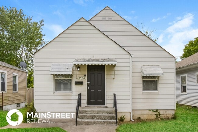 property at 1526 N Grant Ave