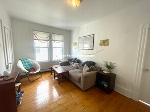 54 Portsmouth St, Unit 2 in Cambridge, MA - Foto de edificio - Building Photo