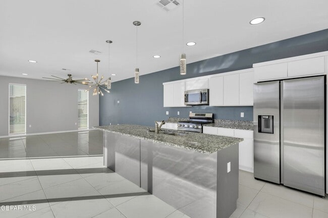 236 Lago Maggiore St in Horizon City, TX - Building Photo - Building Photo