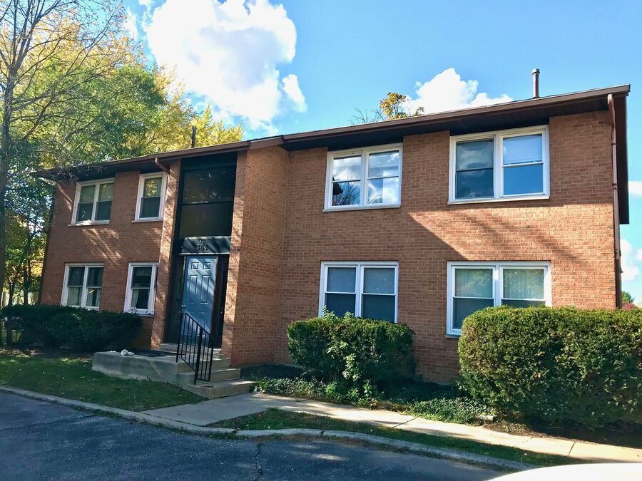 364-364 Mayfield Ave in Valparaiso, IN - Building Photo