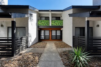 Landera in San Antonio, TX - Building Photo - Building Photo
