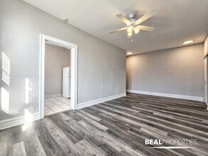 4851 N Damen Ave in Chicago, IL - Building Photo - Building Photo
