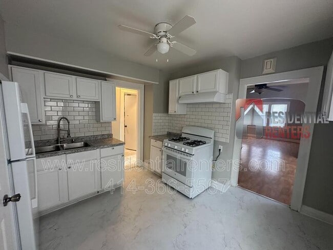 property at 223 W Keefe Ave