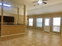 9104 N Green River Dr photo'