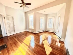 21 Day Ave in Westfield, MA - Building Photo - Building Photo