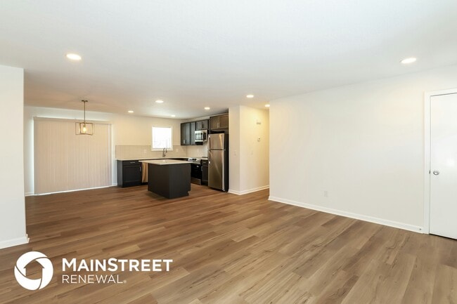 11119 N Harrison St in Kansas City, MO - Foto de edificio - Building Photo