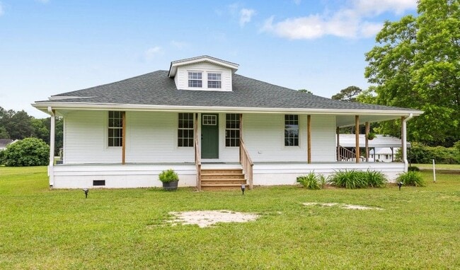 property at 4633 Godwin Blvd