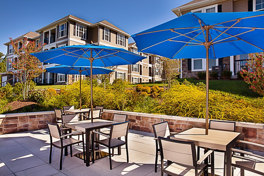 Jefferson Somerset Park Apartments in Leesburg, VA