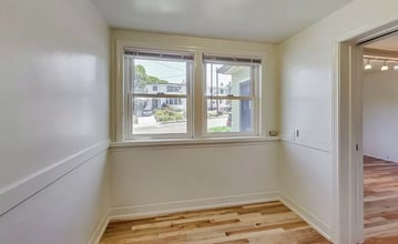 8420 Bridle Rd in Philadelphia, PA - Building Photo - Building Photo