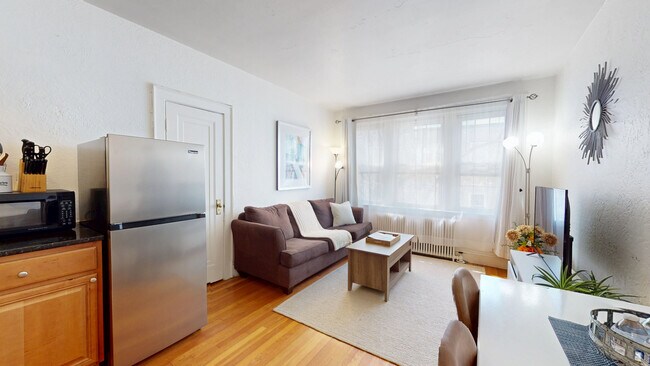 90 Kilsyth Rd, Unit 43 in Boston, MA - Foto de edificio - Building Photo