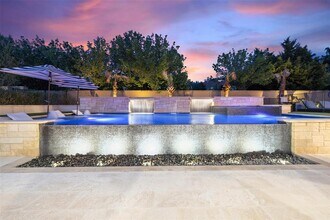 105 Bisset Ct in Austin, TX - Building Photo - Building Photo