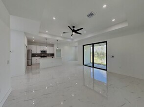 2309 NE 39th St in Cape Coral, FL - Building Photo - Building Photo