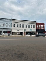 3 N Jefferson Ave, Unit 3N Jeff Apt #2 in Iola, KS - Building Photo