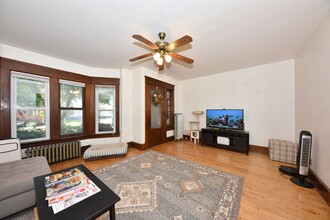 2906 N Maryland Ave in Milwaukee, WI - Building Photo - Building Photo