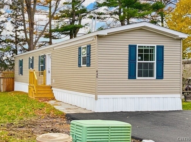 property at 645 Kilkenny Dr