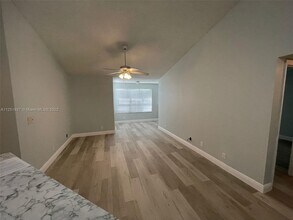 3310 Pinewalk Dr N-Unit -1835 in Margate, FL - Building Photo - Building Photo