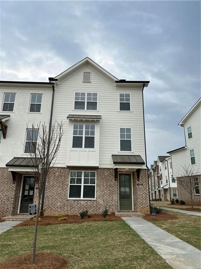 property at 1323 Harvest Park Ln