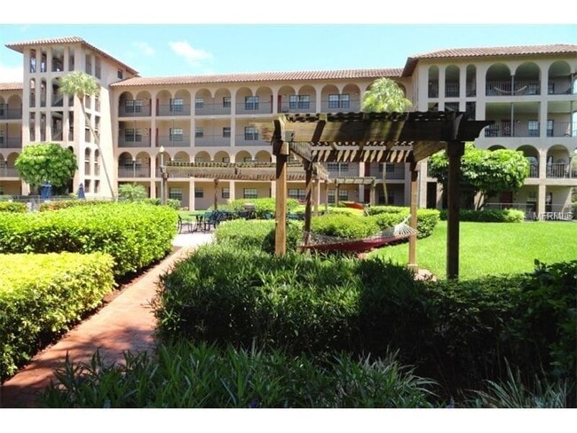 property at 6100 Gulfport Blvd S