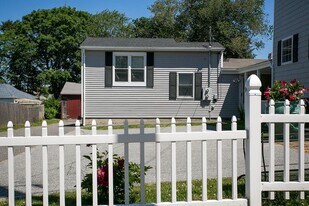 132 Evarts St in Newport, RI - Building Photo