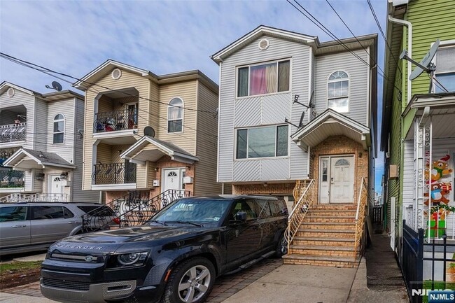 property at 53 S Second St