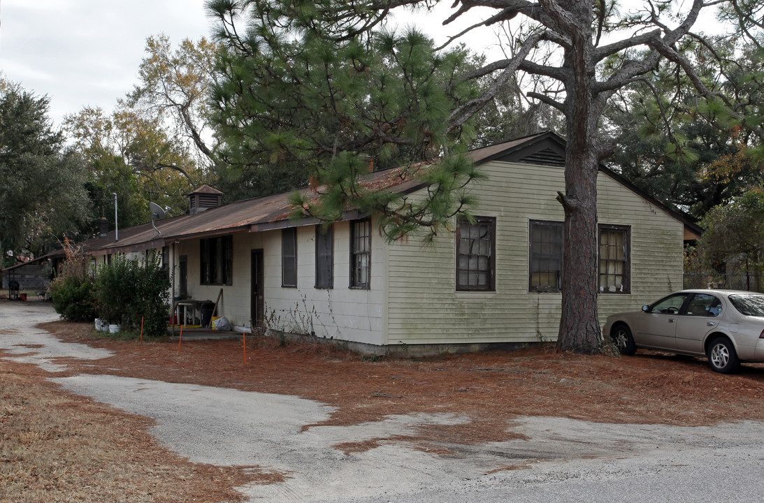 1205 Mcnew St in Charleston, SC - Foto de edificio