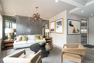 100 Main St in Eastchester, NY - Building Photo - Building Photo