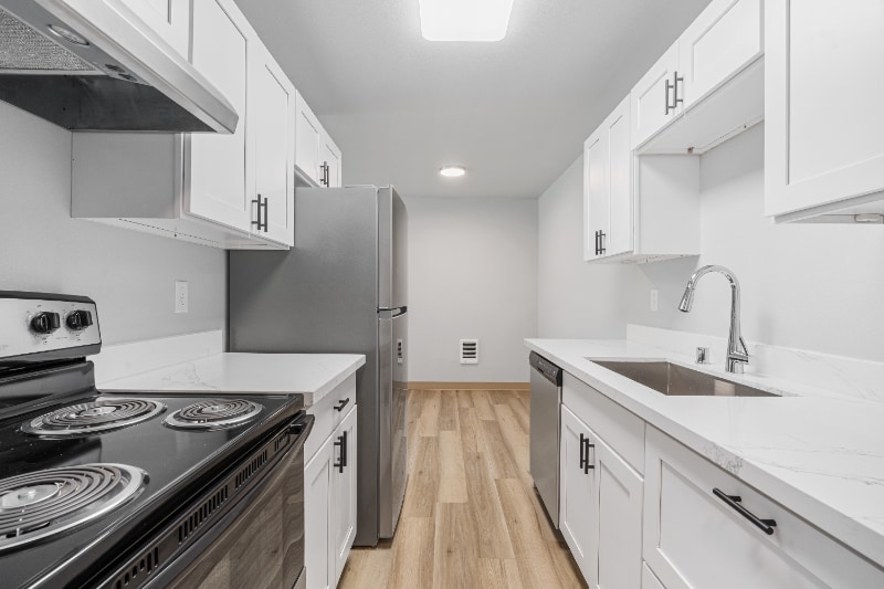 1725 SW Barton St in Seattle, WA - Building Photo
