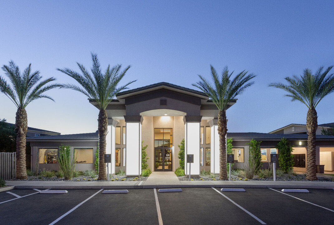 Dune in Henderson, NV - Building Photo