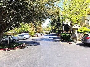 1912 Magdalena Cir in Santa Clara, CA - Building Photo - Building Photo