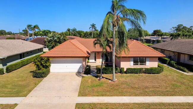 property at 10452 Greentrail Dr S