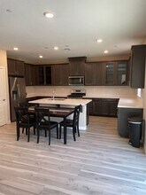 2289 Borealis Cir in Roseville, CA - Building Photo - Building Photo