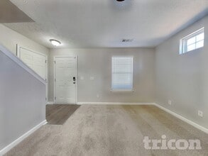 242 Oak Grove Way in Acworth, GA - Building Photo - Building Photo