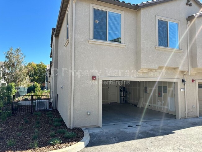 1805 Lucky Star Pl in Lincoln, CA - Building Photo - Building Photo
