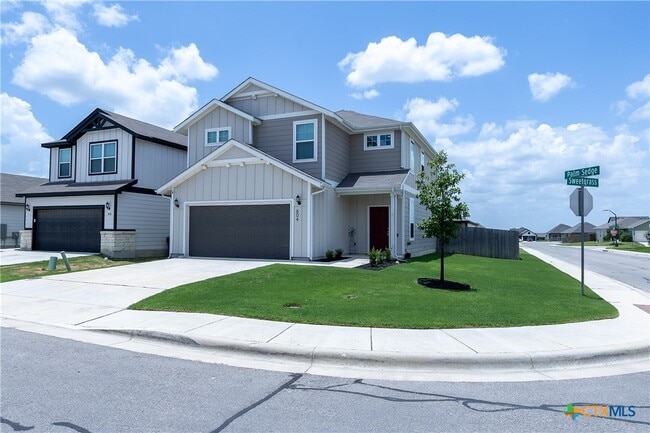 804 Sweetgrass in New Braunfels, TX - Building Photo - Building Photo