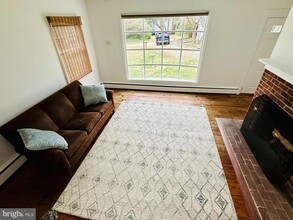 126 E Melrose Ave in Baltimore, MD - Building Photo - Building Photo
