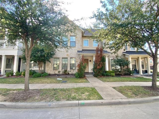 10555 Steinbeck Ln in Irving, TX - Building Photo - Building Photo