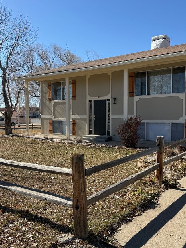 property at 201 N Park St