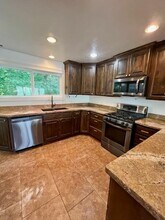 185 E South Weber Dr in Ogden, UT - Foto de edificio - Building Photo